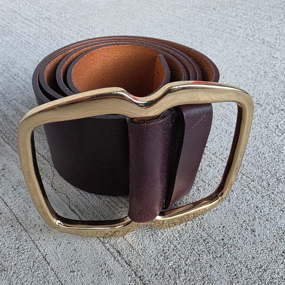 Banana Republic 1990s Vintage LeatherBelt 46” Wide 2.5” Brass Buckle Made in USA